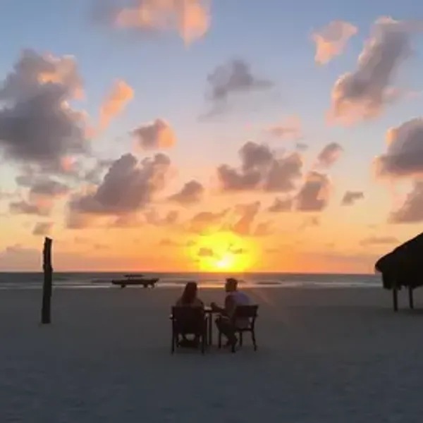 Onde comer em Jericoacoara para pôr do sol: guia prático com dicas essenciais