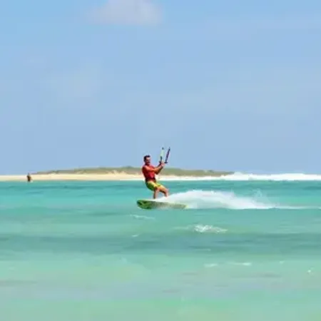 Melhor lugar para kitesurf em Barrinha: informações úteis para sua viagem