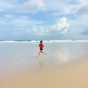 Melhor época para corrida na praia em Jericoacoara: o que saber para planejar melhor