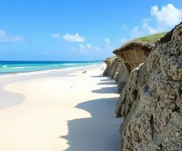 Melhor horário para conhecer Vila de Jericoacoara: guia prático com dicas essenciais
