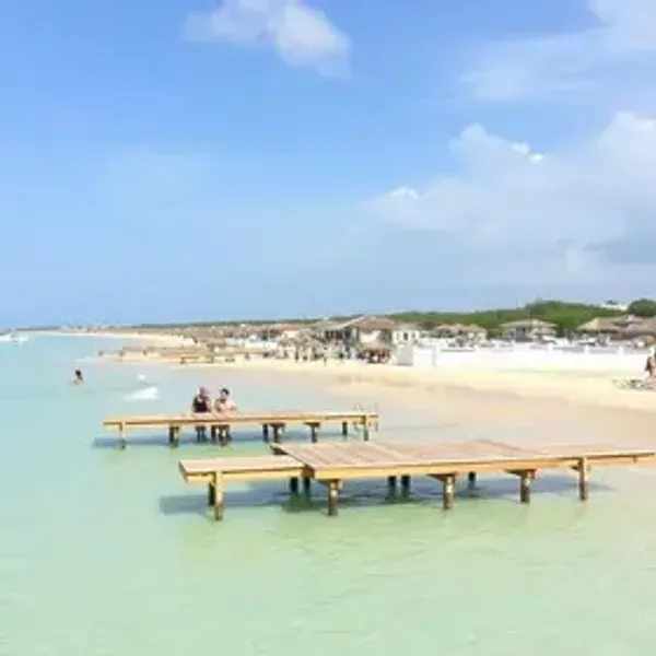 Beach clubs em Jericoacoara: opções, regiões e dicas de planejamento
